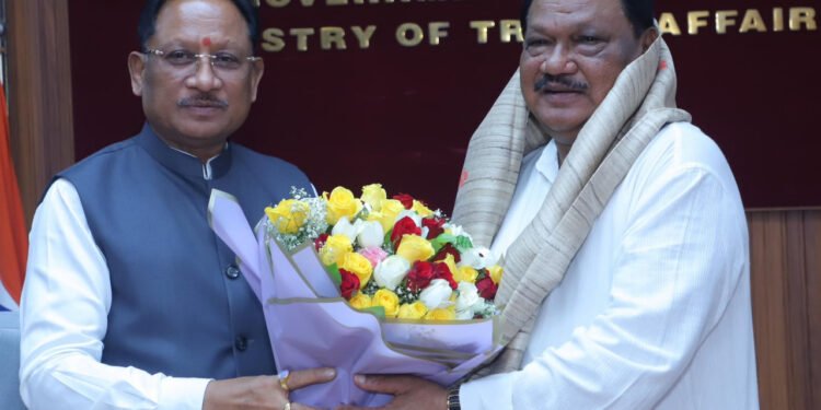 बस्तर के 461 पूर्व नक्सल प्रभावित गांवों तक बिजली पहुंचाने की पहल, केंद्र से विशेष सहायता का आग्रह