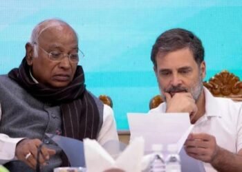 राहुल-खड़गे की मोदी को चिट्ठी- जाति जनगणना के सवाल बदलें:कहा- इसमें पिछड़ा वर्ग शब्द नहीं