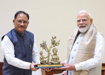 प्रधानमंत्री नरेंद्र मोदी से मुख्यमंत्री विष्णु देव साय ने की भेंट, छत्तीसगढ़ के विकास और ‘बस्तर विजन’ पर हुई विस्तृत चर्चा