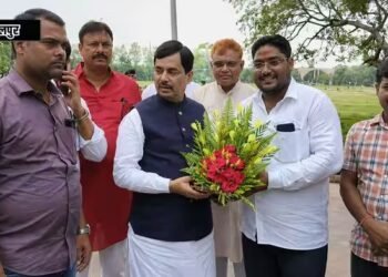 ‘तेजस्वी का बिहार में मन नहीं लगता’, यूरोप दौरे को लेकर शाहनवाज हुसैन का लालू के बेटे पर तंज