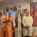 भागवत न्यूयॉर्क में दुनिया के पहले इस्कॉन मंदिर पहुंचे