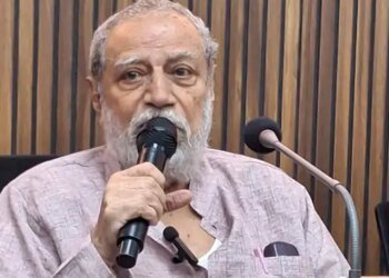 रघु ठाकुर बोले-PM ने 13 साल में नहीं की पत्रकार-वार्ता:बिलासपुर में राहुल गांधी को दी नसीहत, कहा- गैरजरूरी सवालों में देश को न उलझाएं