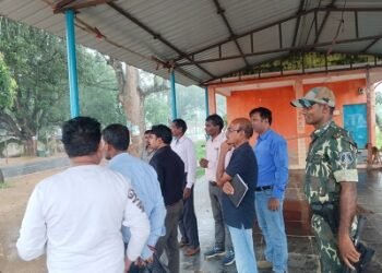 जिला पंचायत सीईओ अभिषेक कुमार ने विभिन्न ग्राम पंचायतों का किया औचक निरीक्षण