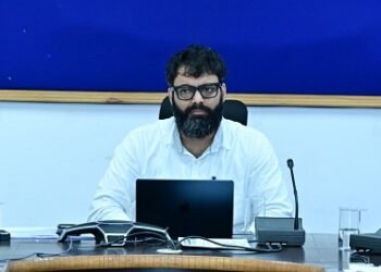 कलेक्टर ने सभी नोडल अधिकारियों को अपने चिन्हांकन आश्रम और छात्रावास का औचक निरीक्षण करने के दिए निर्देश