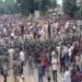 ‘धार में फोर्स नहीं, पानी भी चोरी कर लाया गया है’, वाटर कैनन की बौछार पर नाचे छात्र-छात्राएं