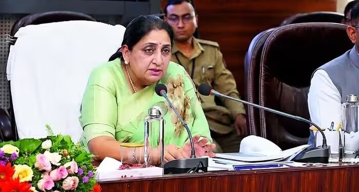 कांग्रेस के गूंगी गुड़िया वाले पोस्ट पर सुनेत्रा पवार ने दी प्रतिक्रिया, बोलीं- सही समय आने पर दूंगी जवाब