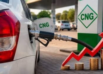 लखनऊ और आगरा में 3 रुपये महंगी हुई CNG, अयोध्या-उन्नाव में भी 2 रुपये चढ़े दाम, क्या है नई कीमत?