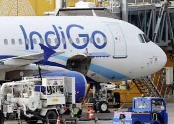 IGI एयरपोर्ट पर यात्री IndiGo की फ्लाइट में बैठे थे, पायलट फंस गया ट्रैफिक जाम में, फिर क्या हुआ
