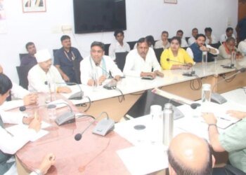 सागर शराब कांड पर CM मोहन यादव सख्त: दोषी अफसरों और माफिया पर होगी कड़ी कार्रवाई, प्रशासन को दिया फ्री हैंड