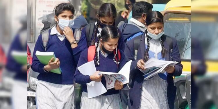कांग्रेस ने MP के स्कूलों में शिक्षक संकट पर उठाए सवाल, कहा- 7,217 स्कूलों में सिर्फ एक-एक शिक्षक