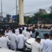 इंटर्न डॉक्टरों का भोपाल में हल्लाबोल, हमीदिया से CM निवास तक निकाला पैदल मार्च