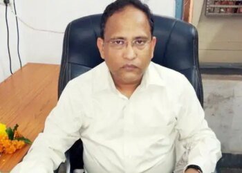 डिप्टी कलेक्टर दीपक पांडे अब टीटी नगर एसडीएम:अब दो अनुभाग देखेंगे; अर्चना रावत कलेक्ट्रेट में अटैच