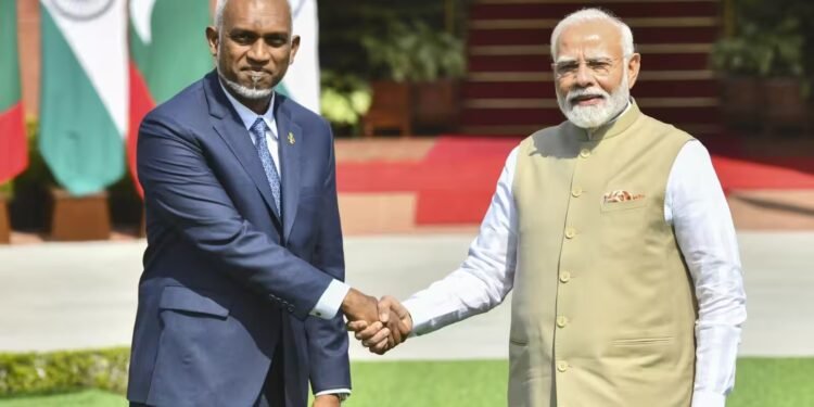 मालदीव ने जैसे ही चुकाई भारत से लिए कर्ज की आखिरी किस्त, फिर फंसा मुइज्जू का देश, टेंशन