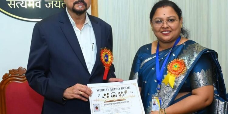 ‘वर्ल्ड ऑडियो बुक टीम छत्तीसगढ़’ में कवर्धा की पूनम का भी योगदान, राज्यपाल ने किया सम्मानित
