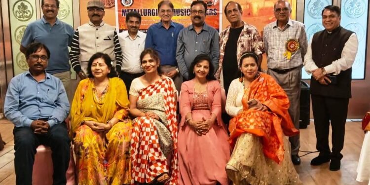 3 एम-सृजन ने इस्पात नगरी के प्रतिष्ठित शिक्षकों को सम्मानित किया