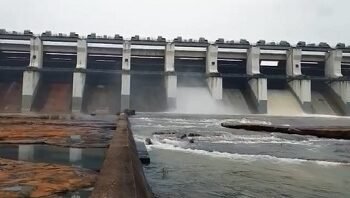 बांधों में बढ़ता जलस्तर, गंगरेल से 4 हजार क्यूसेक पानी छोड़ा गया