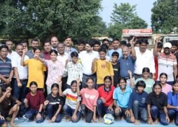 कलेक्टर कुंदन के निर्देश पर कोयलीबेड़ा तहसील क्षेत्र के 18 ग्राम पंचायतों में अधिकारियों का तीन दिवसीय भ्रमण