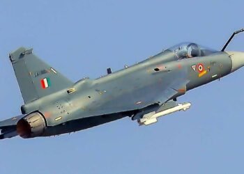 ‘तेजस Mk1A में अब भी 5% दिक्कतें’, HAL के CMD नहीं बता पाए मिसाइल संग फाइटर जेट उड़ाने की पक्की समयसीमा