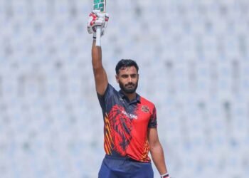 टीम इंडिया में मिली जगह, घरेलू क्रिकेट में कैसा है नमन धीर का प्रदर्शन? गेल के रिकॉर्ड के पास पहुंच गए थे