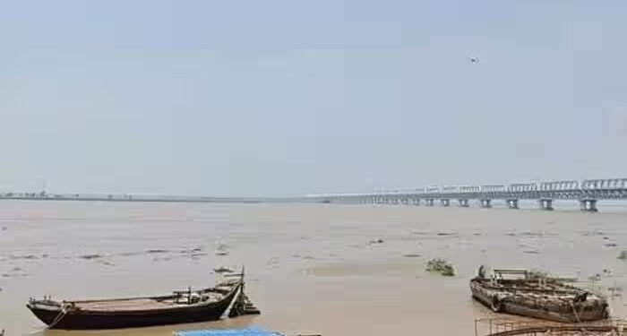 बिहार में गंगा का रौद्र रूपः खतरे के निशान के रिकॉर्ड तोड़े, 2016 जैसी बाढ़ आने का खतरा