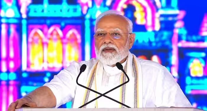 वडोदरा में Gen-Z से पीएम मोदी का संवाद, कांग्रेस पर किया अटैक, बोले- विकास देख नाराज फूफा फिर चिल्लाएंगे