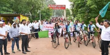 साइकिल के पहियों पर सपनों की उड़ान, रुद्री से गंगरेल तक गूंजा बेटियों के हौसले का संदेश