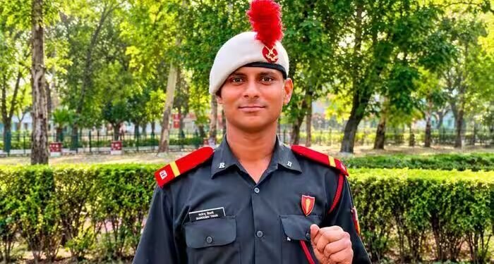 अमेजन में ₹46 लाख की जॉब, एयरबस में सिलेक्शन, 7 बार फेल होने वाले लड़के ने क्यों चुनी सेना की वर्दी?