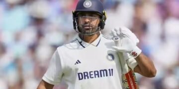 दलीप ट्रॉफी फाइनल से बाहर किए गए करुण नायर ने जड़ा शतक, फिर कप्तान और कोच को दिया करारा जवाब