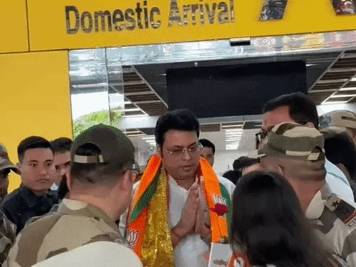 एमपी के नए भाजपा प्रभारी-सह प्रभारी भोपाल पहुंचे:बिप्लब कुमार बोले-सरकार और संगठन के साथ मिलकर काम करेंगे; शाम को कोर ग्रुप की बैठक