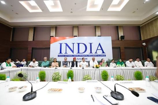 INDIA ब्लॉक की बड़ी बैठक: चुनाव आयोग से जुड़े मामले पर साझा अभियान की तैयारी, इन दो विपक्षी दलों ने बनाई दूरी