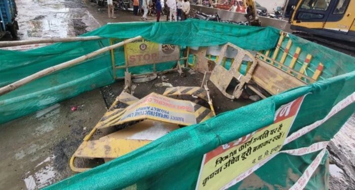 अब इंदौर के परदेशीपुरा इलाके में धंस गई सड़क, पांच महीने में शहर में पांचवी घटना
