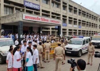 भोपाल में सिरफिरे डॉक्टर ने एक्स गर्लफ्रेंड और उसके भाई पर चलाई गोली, फिर खुद फांसी लगाकर की सुसाइड की कोशिश