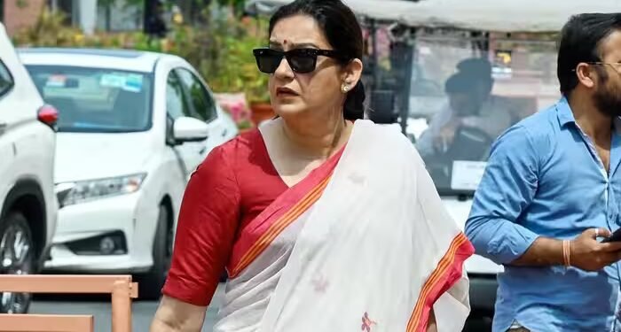 भारत-रूस को लेकर अमेरिका के इस फैसले पर खुश हो गईं उद्धव ठाकरे गुट की नेता; बोलीं- ट्रेड डील भी होगी