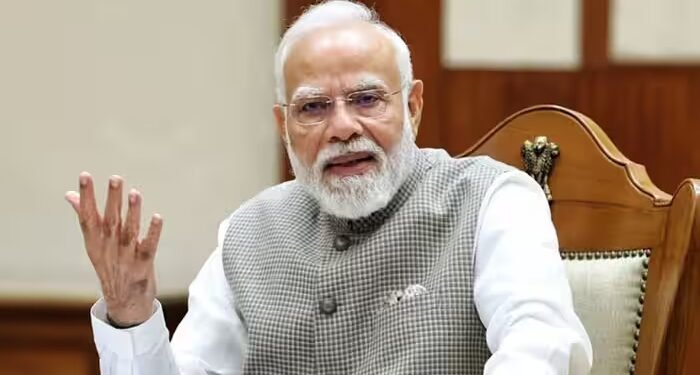 नेहरू और इंदिरा के कार्यकाल से तुलना क्यों न हो, नरेंद्र मोदी ने राजनीति को दी नई भाषा