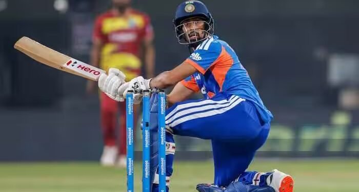 प्रिंस यादव ने नंबर-10 पर आकर बैट से किया कारनामा, श्रीसंत और अश्विन की बराबरी कर ली
