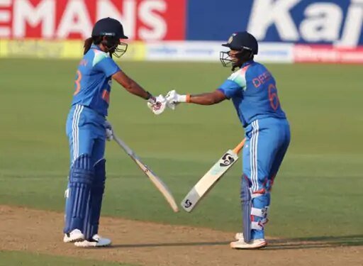 भारतीय महिला टीम ने जिम्बाब्वे को 121 रन से हराया:दूसरे वनडे में हरमनप्रीत-दीप्ति का शतक, वैष्णवी को 4 विकेट; भारत 2-0 से आगे