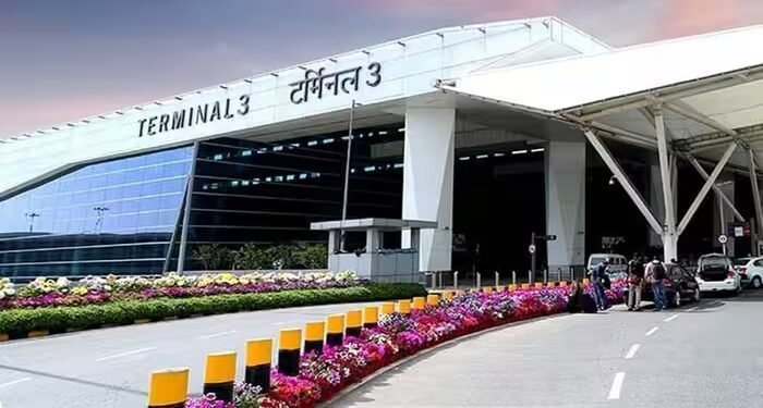 दिल्ली के IGI एयरपोर्ट की क्षमता 50 फीसदी तक बढ़ाने की तैयारी, टर्मिनल 3 में एक नया पियर जोड़ने का प्लान