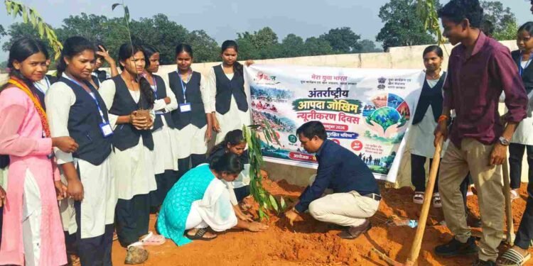 आपदा से बचाव की तैयारी ही असली सुरक्षा, दुलदुला कॉलेज में मेरा युवा भारत का जागरूकता कार्यक्रम