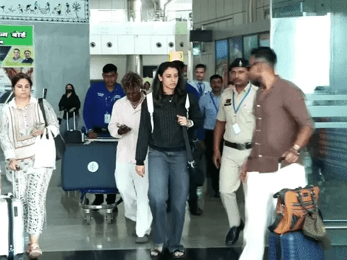 रायपुर में पहली बार भारत-जिम्बाब्वे महिला टी-20 सीरीज:आज दोनों टीमें प्रैक्टिस करेंगी, मंधाना फुल टाइम कैप्टन बनीं ,16, 18, 20 अक्टूबर को मुकाबले
