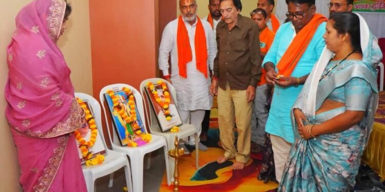 धनोरा में भाजपा उतई मंडल की बैठक में शामिल हुए विधायक चंद्राकर