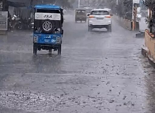 MP के पूर्वी हिस्से में आज भी आंधी-बारिश के आसार:रीवा संभाग में गिरेगा पानी, भोपाल-इंदौर में धूप रहेगी; पचमढ़ी सबसे ठंडा