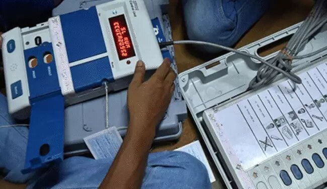 अनूपपुर में वेयरहाउस से 24 EVM चोरी:इनमें 8 बैलेट, 16 कंट्रोल यूनिट; 2 दिन पहले ही MP में 103 पदों पर हुए थे उपचुनाव
