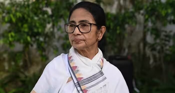 विपक्षी एकता का नया ब्रिज बनेंगी ममता बनर्जी, बंगाल में सत्ता गंवाने के बाद बदली परिस्थिति