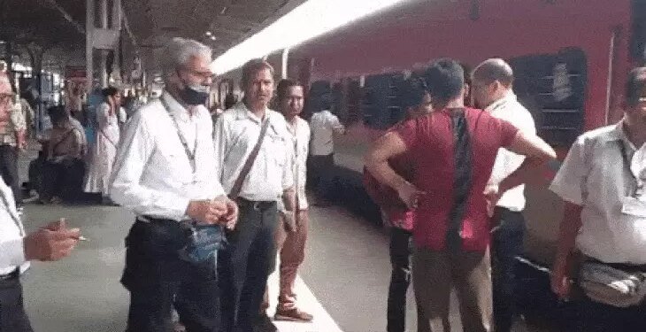 रोशनी, संगीत और नृत्य से जीवंत हुई ‘नमो सेवा गाथा’