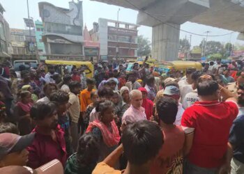 भोपाल में बच्ची की हत्या का विरोध, बैरागढ़ थाना घेरा:आरोपी मोबिन को सौंपने और फांसी देने की मांग; थाने में घुसने की कोशिश, भारी पुलिस बल तैनात