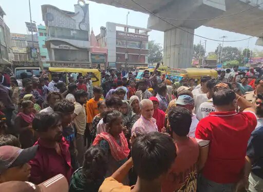 भोपाल में बच्ची की हत्या का विरोध, बैरागढ़ थाना घेरा:आरोपी मोबिन को सौंपने और फांसी देने की मांग; थाने में घुसने की कोशिश, भारी पुलिस बल तैनात