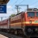 ट्रेन में स्पीकर पर फोन रखना पड़ेगा भारी, 5000 रुपये तक का जुर्माना और 6 महीने तक की जेल का प्रावधान