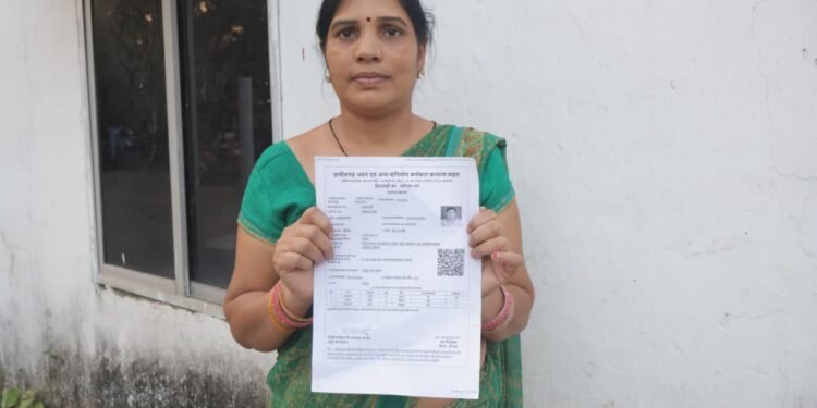 श्रमिक कार्ड से मिला सहारा, बेटी की पढ़ाई को मिली नई दिशा